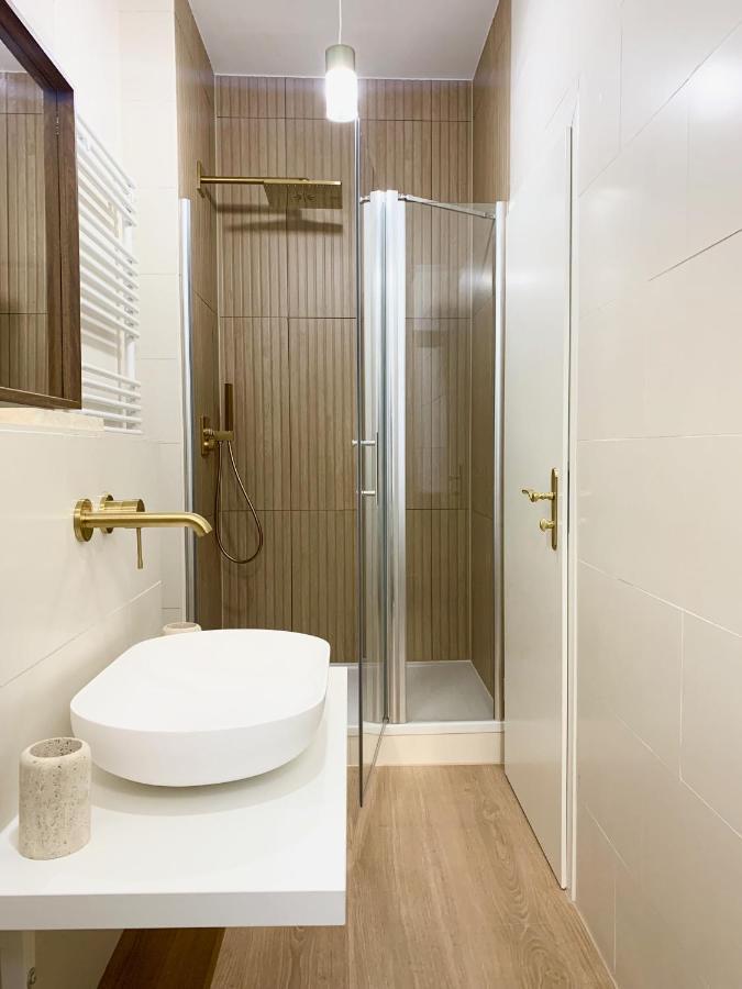 Cosy, Spacious, And Central Берлин Екстериор снимка